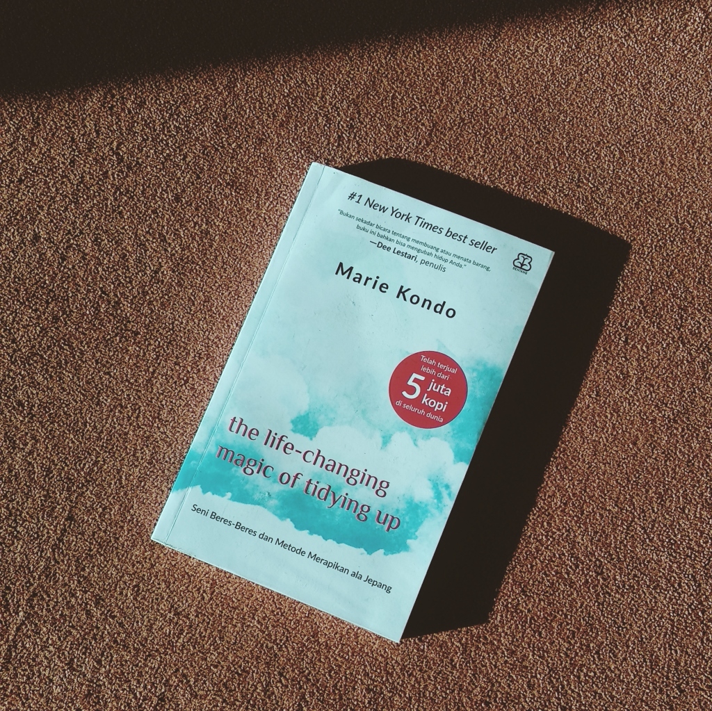 Cover The Life-changing Magic of Tidying Up by Marie Kondo